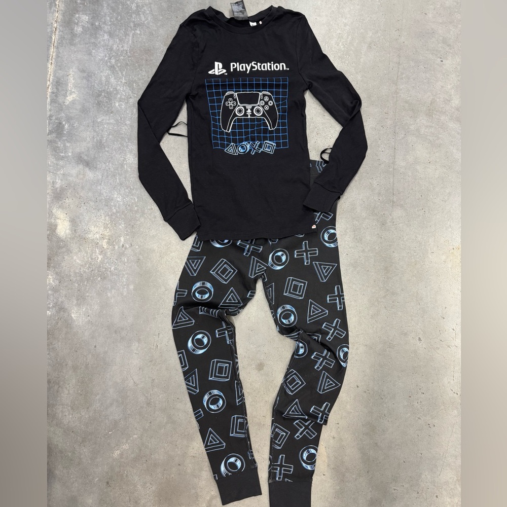 H&M Boys PlayStation Pajama Set Size 14Y Black Long Sleeve